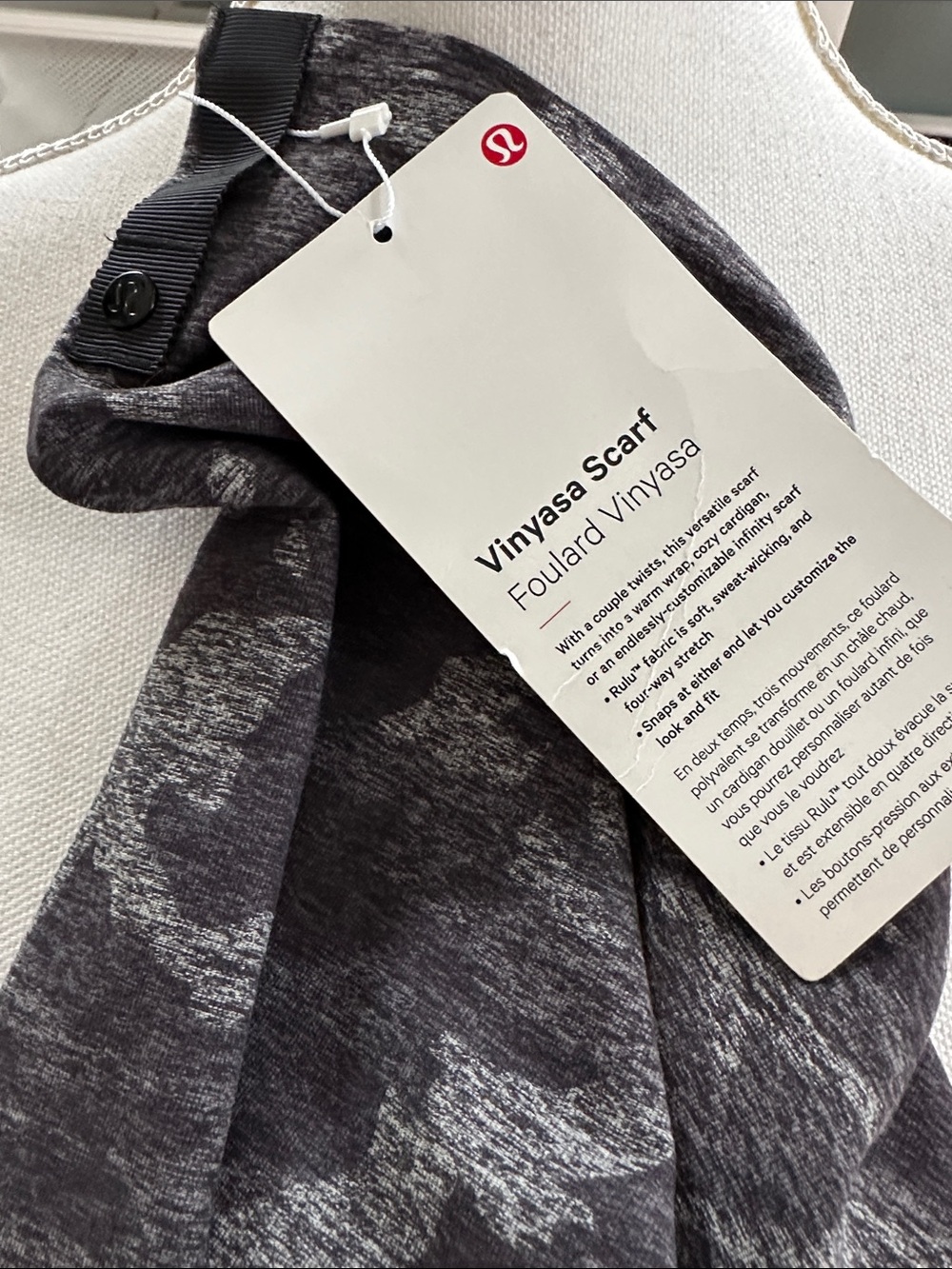 lululemon athletica Vinyasa Scarf